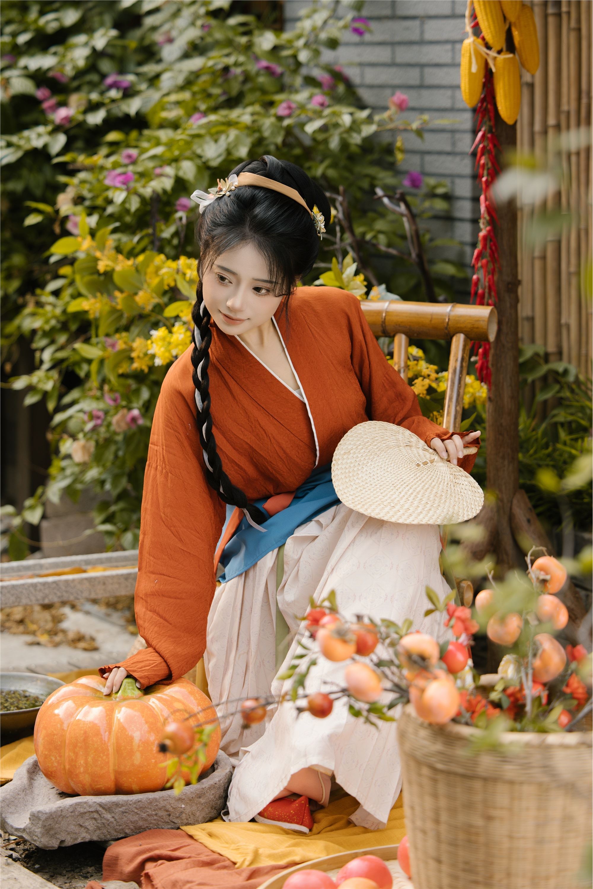 YITUYU艺图语 2025.01.18 晒秋 衔鹿